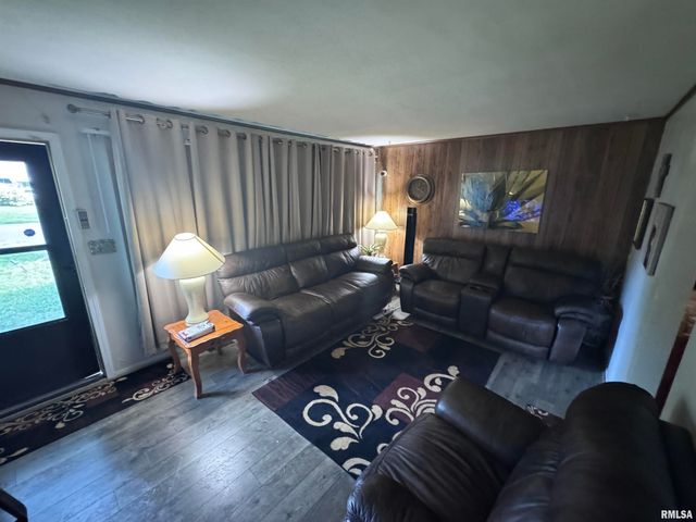 5027 N RENWOOD Street, Peoria, IL 61614