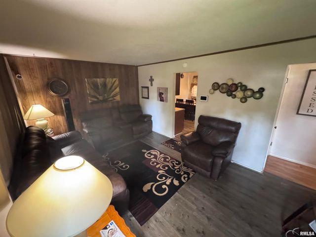 5027 N RENWOOD Street, Peoria, IL 61614