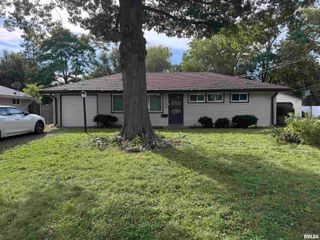 5027 N RENWOOD Street, Peoria, IL 61614