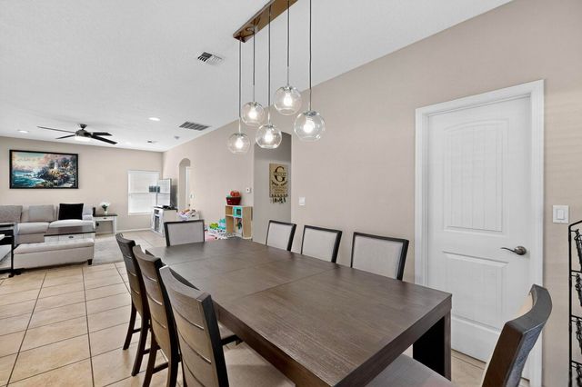 7319 VALLE JARDIN Lane NW, Albuquerque, NM 87114