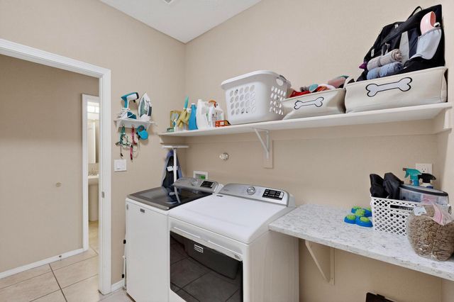 7319 VALLE JARDIN Lane NW, Albuquerque, NM 87114