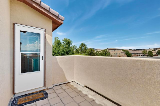 7319 VALLE JARDIN Lane NW, Albuquerque, NM 87114