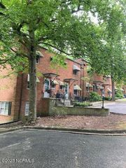 1302 E Fourteenth Street 1c, Greenville, NC 27858
