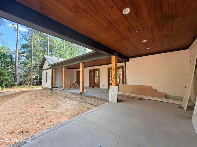 60 Devon Drive, Pinehurst, NC 28374