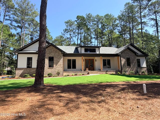 60 Devon Drive, Pinehurst, NC 28374