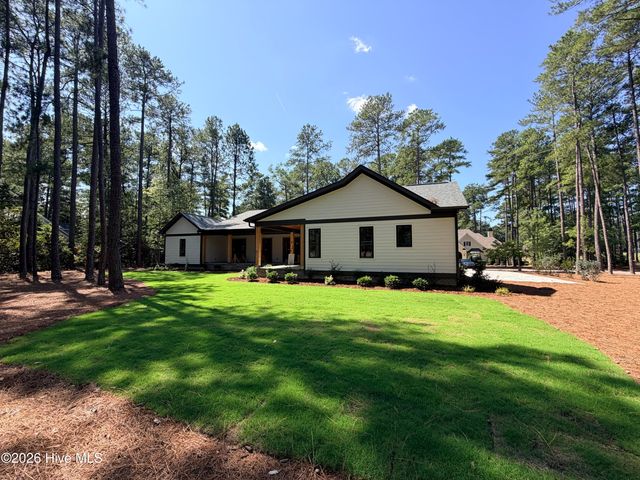 60 Devon Drive, Pinehurst, NC 28374