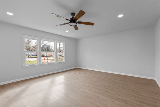604 Country Club Road, Cleburne, TX 76033