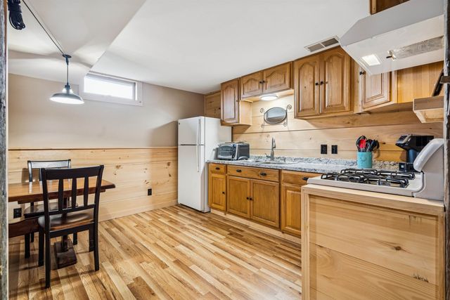 867 East Bethel Road, Randolph, VT 05061