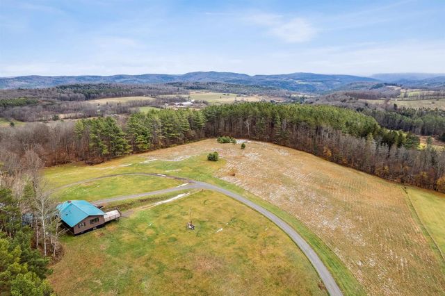 867 East Bethel Road, Randolph, VT 05061