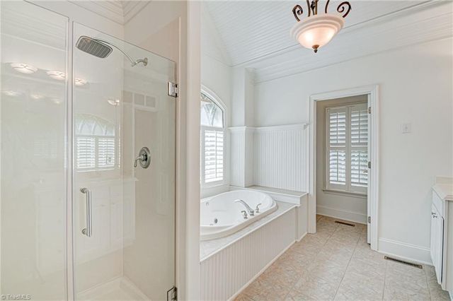 115 Ashbourne Lake Court, Clemmons, NC 27012