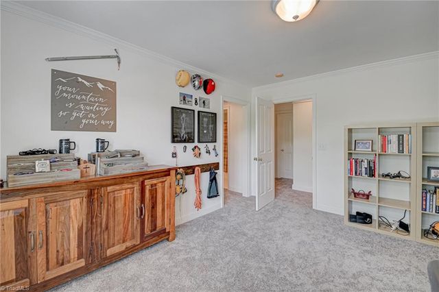 115 Ashbourne Lake Court, Clemmons, NC 27012