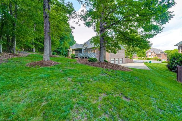 115 Ashbourne Lake Court, Clemmons, NC 27012