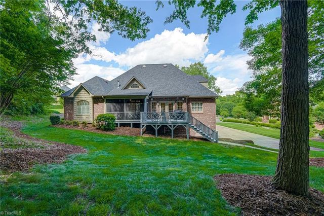 115 Ashbourne Lake Court, Clemmons, NC 27012