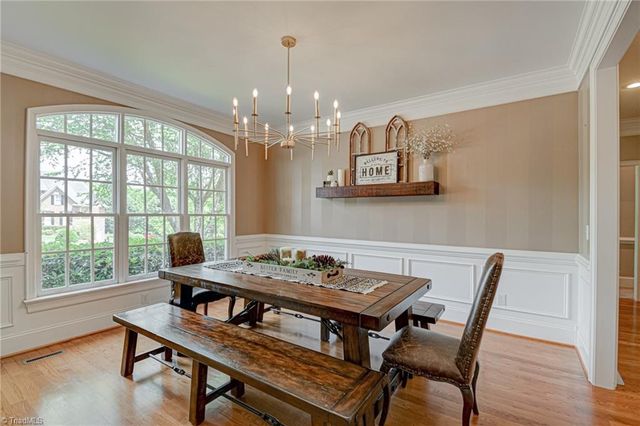 115 Ashbourne Lake Court, Clemmons, NC 27012