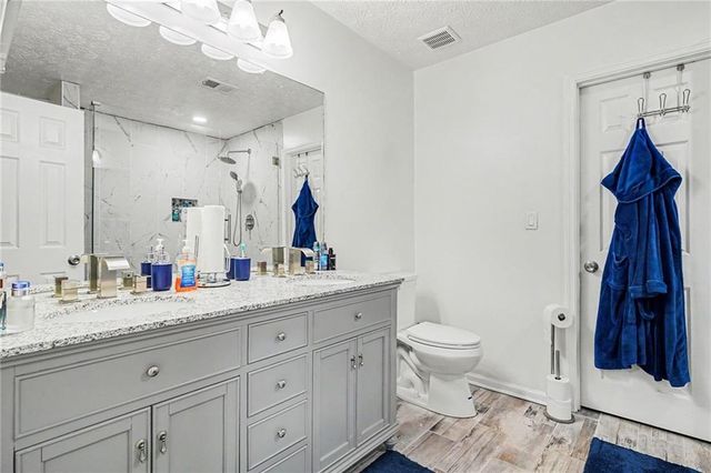 2750 Mill Lake Way, Morrow, GA 30260