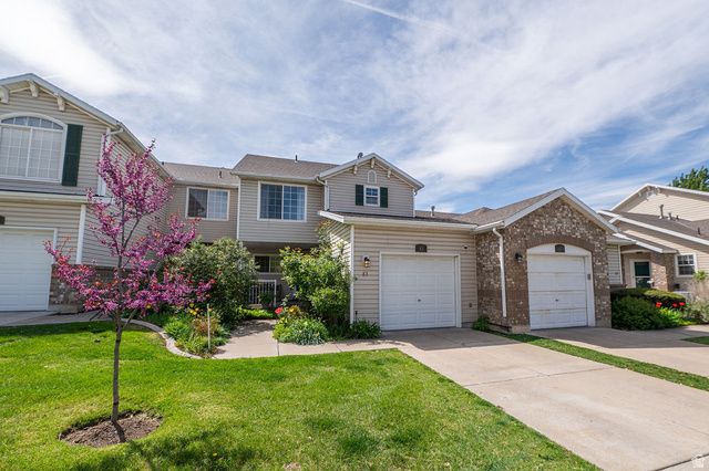 83 W 200 N, Centerville, UT 84014