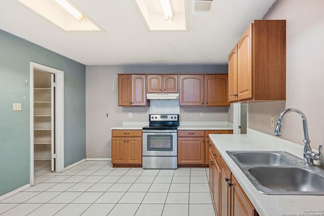 4230 Sunrise Cove, San Antonio, TX 78244