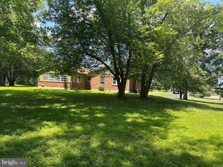 205 MARABOU DR, Newark, DE 19702