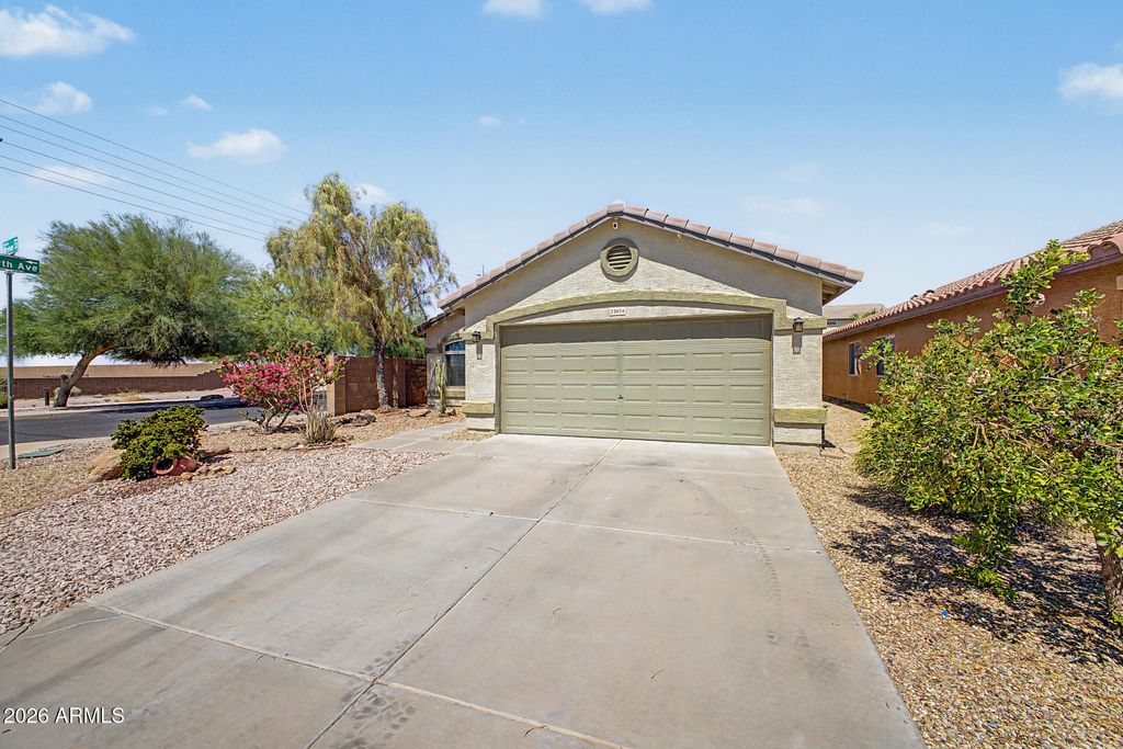 25874 W WHYMAN Street, Buckeye, AZ 85326 — photo 5