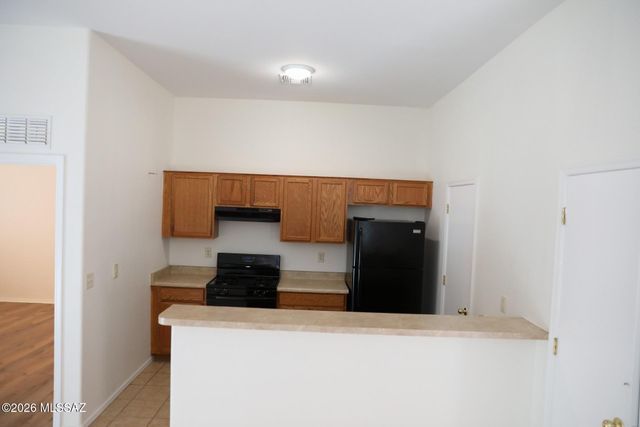 2044 E Calle Sierra Del Manantial, Tucson, AZ 85706