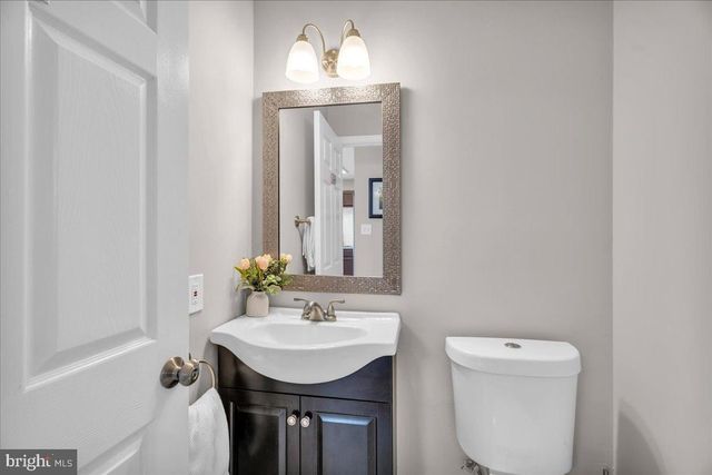 37 ALEXANDRA CT, Marlton, NJ 08053