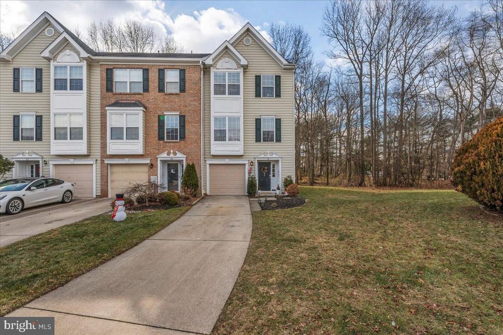 37 ALEXANDRA CT, Marlton, NJ 08053