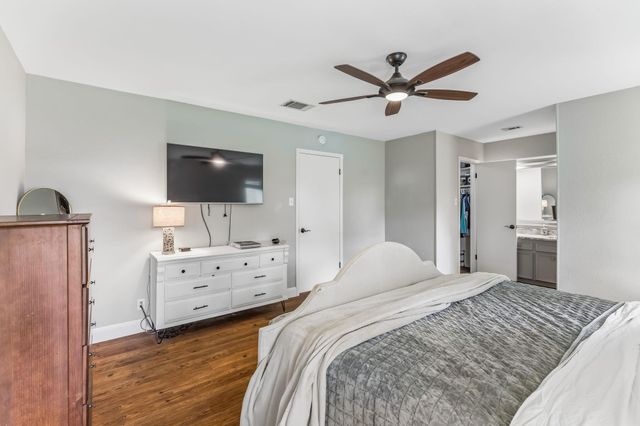 10504 Wagon Gap DR, Austin, TX 78750