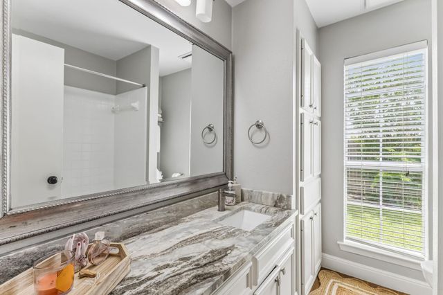 10504 Wagon Gap DR, Austin, TX 78750