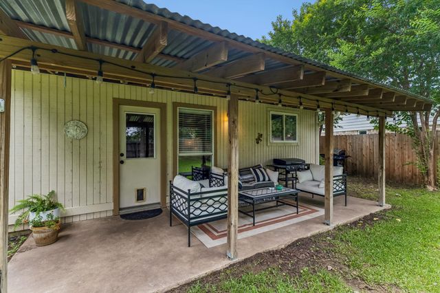 10504 Wagon Gap DR, Austin, TX 78750
