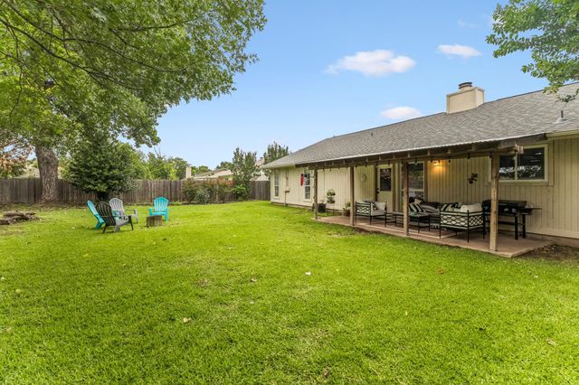 10504 Wagon Gap DR, Austin, TX 78750