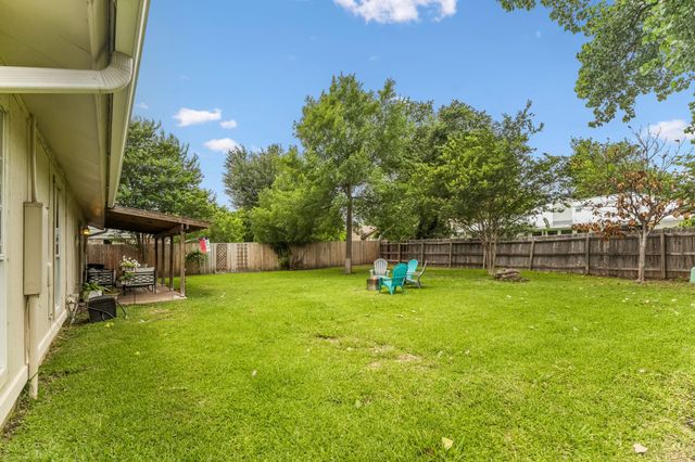10504 Wagon Gap DR, Austin, TX 78750
