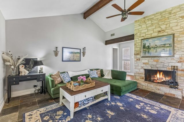 10504 Wagon Gap DR, Austin, TX 78750