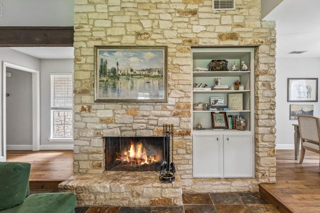 10504 Wagon Gap DR, Austin, TX 78750
