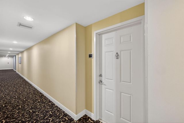 4903 Midtown Lane 3203, Palm Beach Gardens, FL 33418