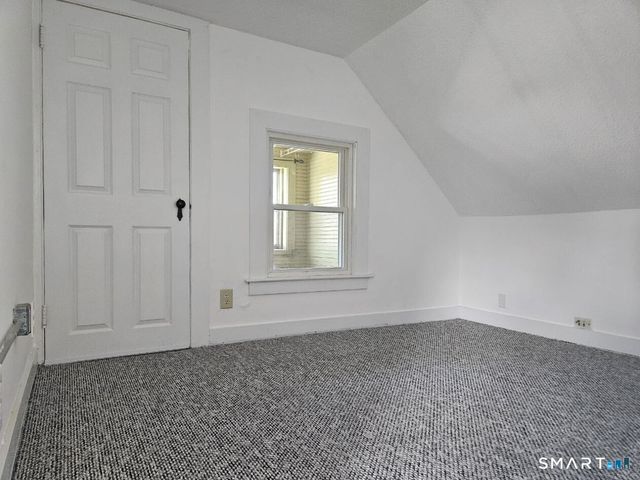 21 Sigourney Street 3, Bristol, CT 06010