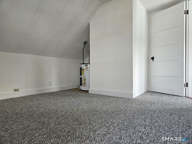 21 Sigourney Street 3, Bristol, CT 06010