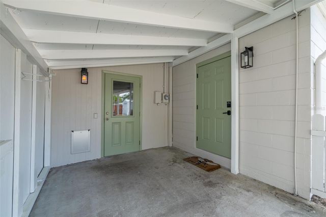 710 50TH AVENUE N, St Petersburg, FL 33703