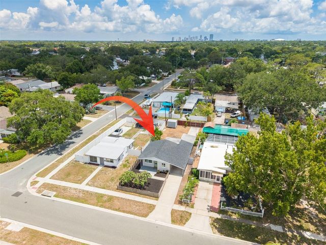 710 50TH AVENUE N, St Petersburg, FL 33703