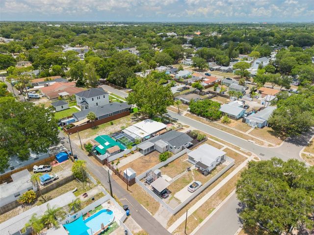 710 50TH AVENUE N, St Petersburg, FL 33703