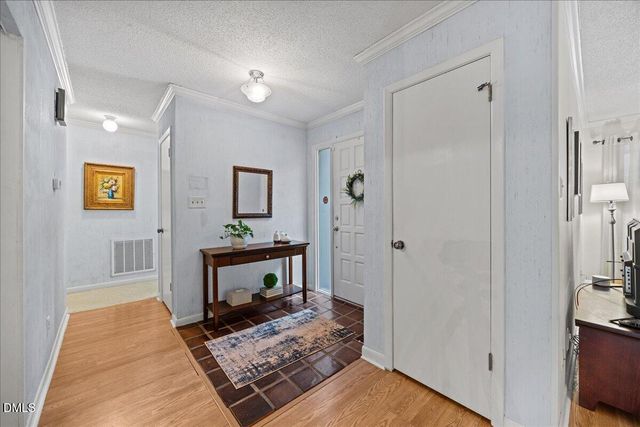 4100 Five Oaks Drive 27, Durham, NC 27707