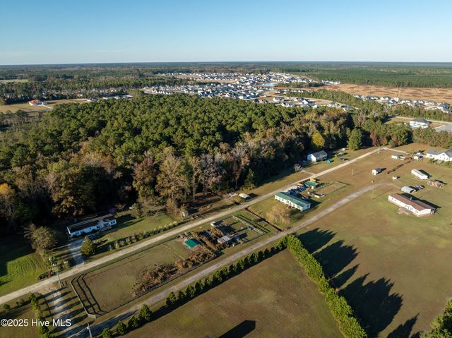 152 Whaley Field Road, Jacksonville, NC 28540