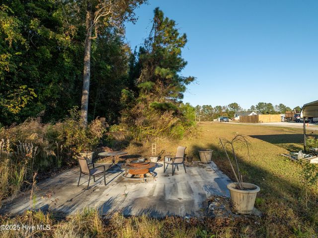 152 Whaley Field Road, Jacksonville, NC 28540