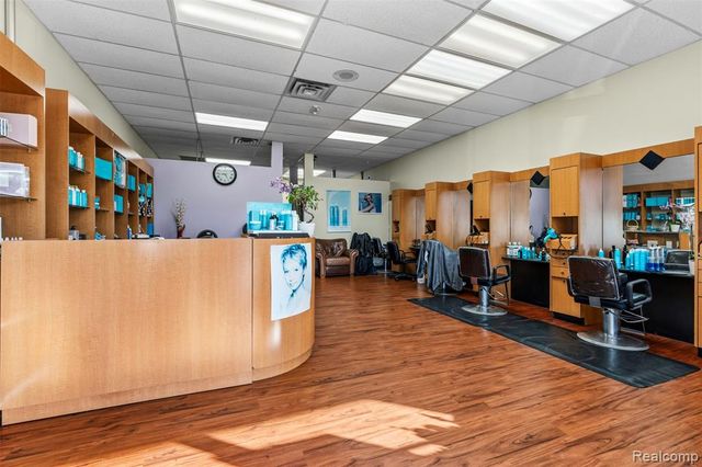 25 Jackson Industrial Drive, Ann Arbor, MI 48103