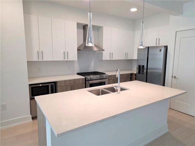 775 Juniper Street NE 321, Atlanta, GA 30308