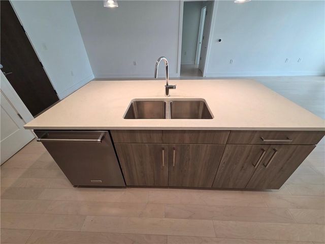 775 Juniper Street NE 321, Atlanta, GA 30308