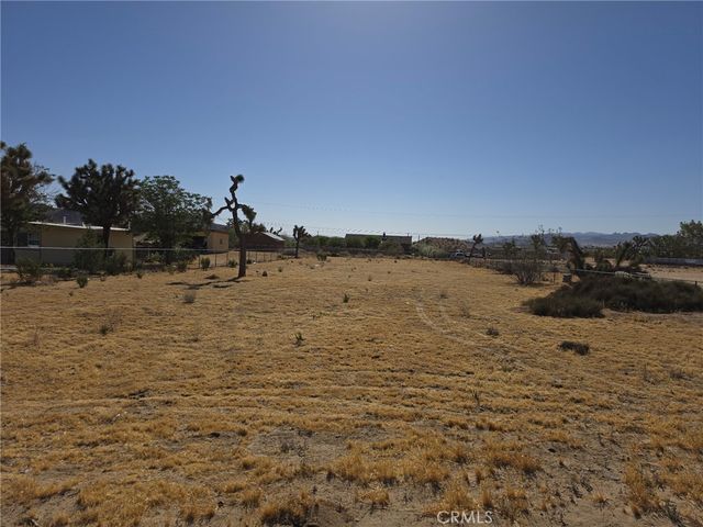 6295 Ruth, Yucca Valley, CA 92284