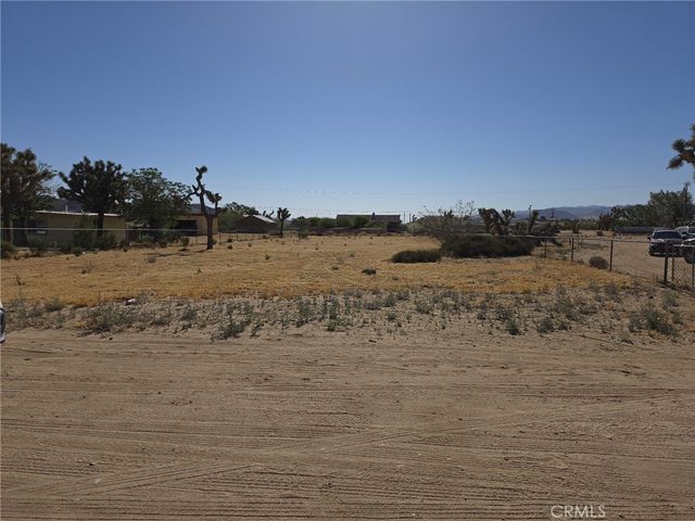 6295 Ruth, Yucca Valley, CA 92284