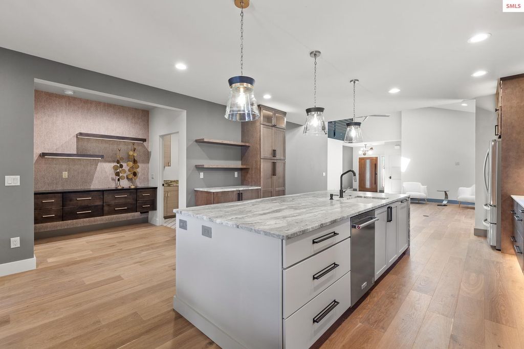 945 N 5th, Coeur d'Alene, ID 83814 photo 11