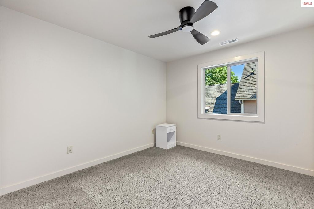 945 N 5th, Coeur d'Alene, ID 83814 photo 25