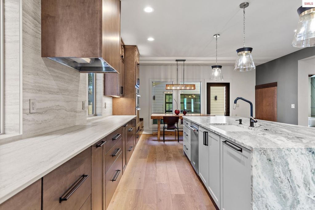 945 N 5th, Coeur d'Alene, ID 83814 photo 8